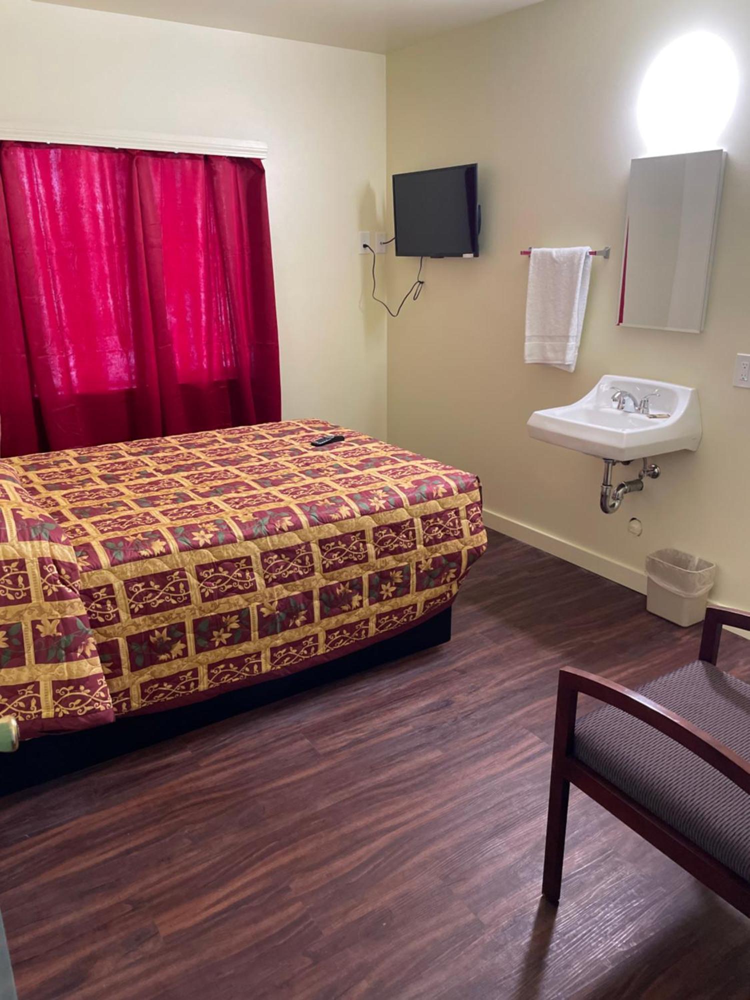 Randolph Hostel Huntington Park